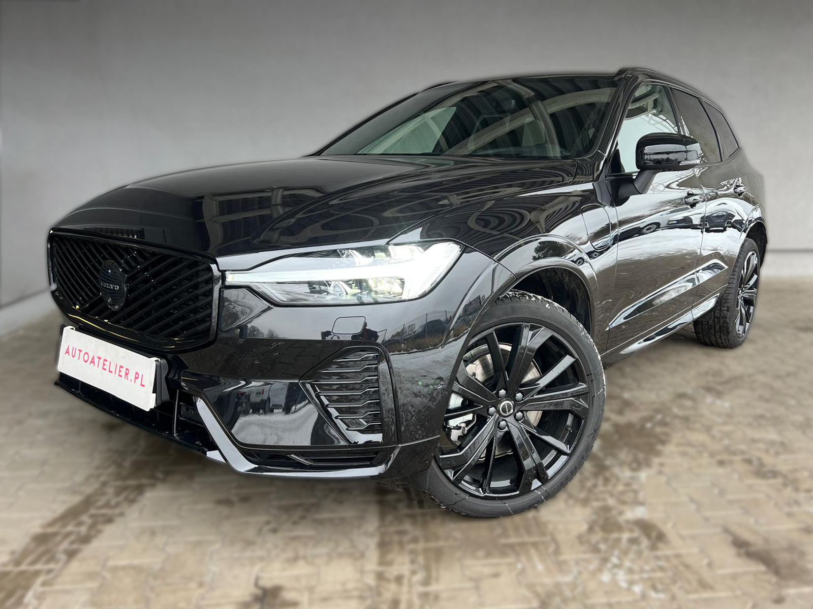 Volvo XC 60 T8 Plug-In Hybrid AWD Plus Black Edition