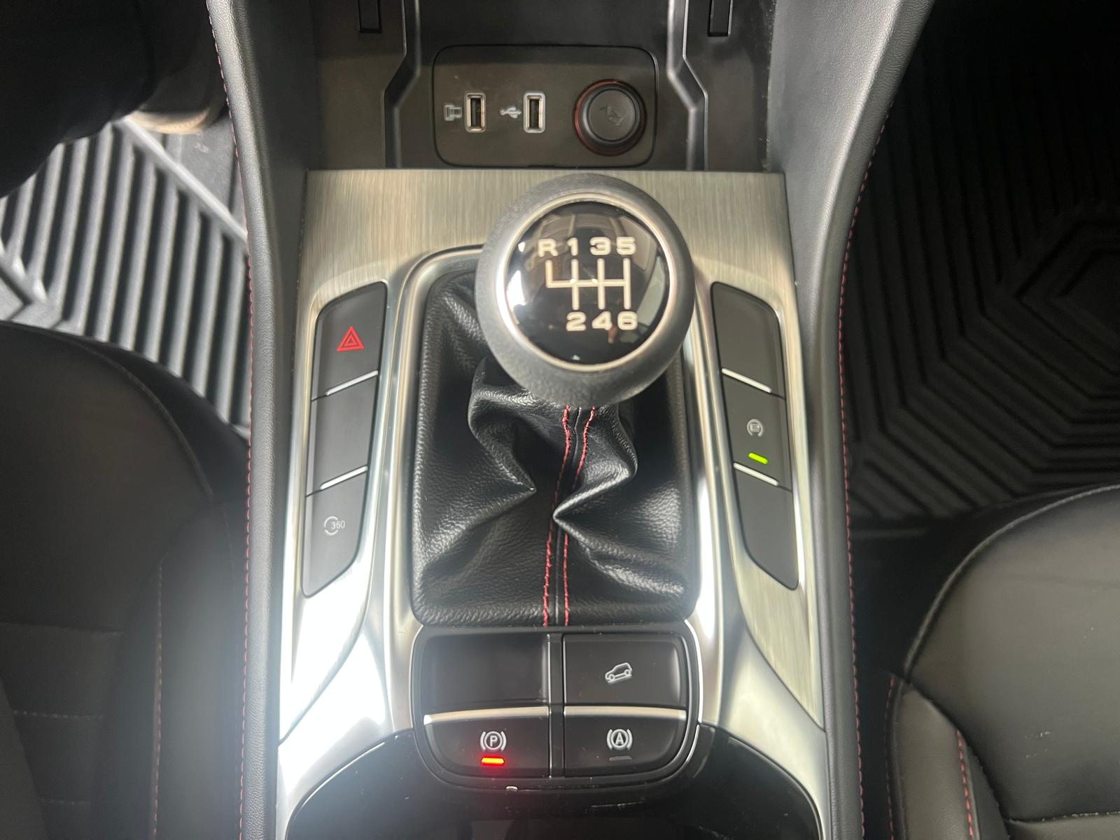 MG HS 1.5 T-GDI Exclusive