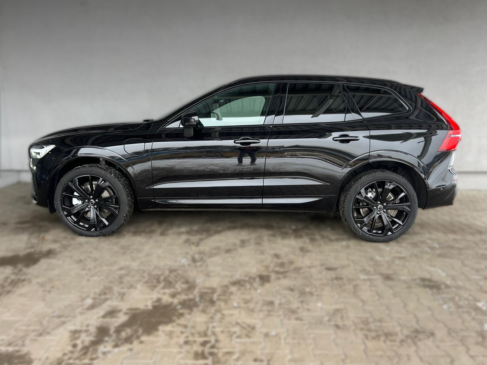 Volvo XC 60 T8 Plug-In Hybrid AWD Plus Black Edition