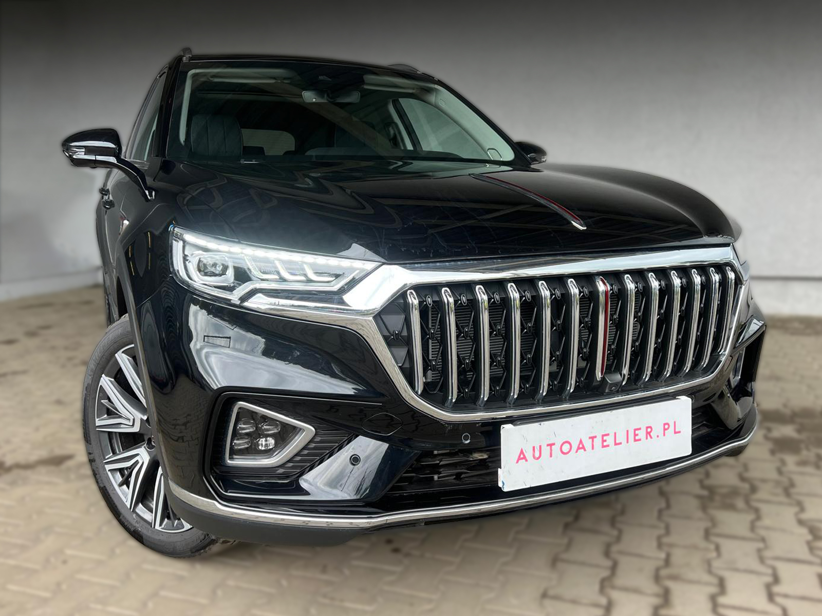 Hongqi HS5